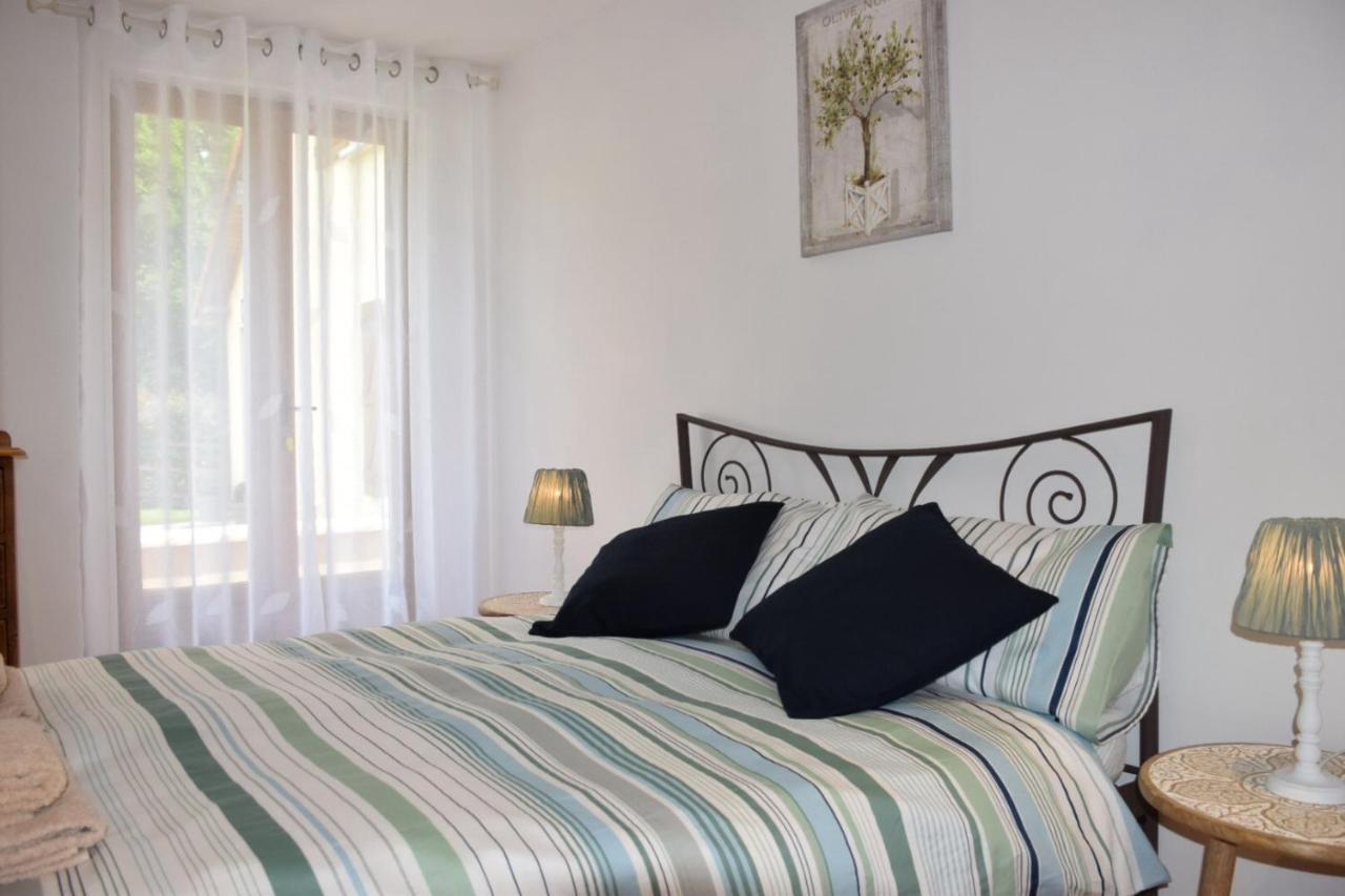 Bed and Breakfast Libellule à Coussac-Bonneval Extérieur photo